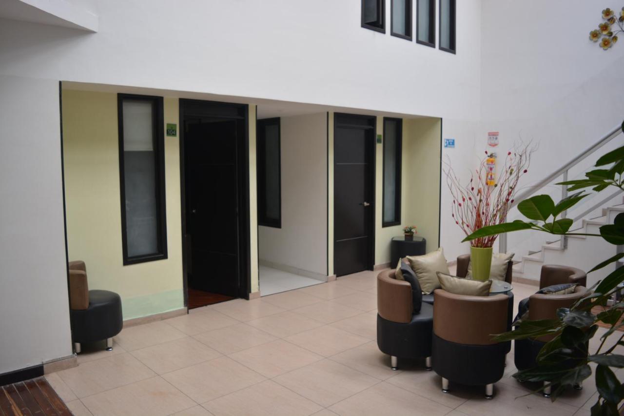 Hotel Quality Comfort House Bogotá Exteriör bild
