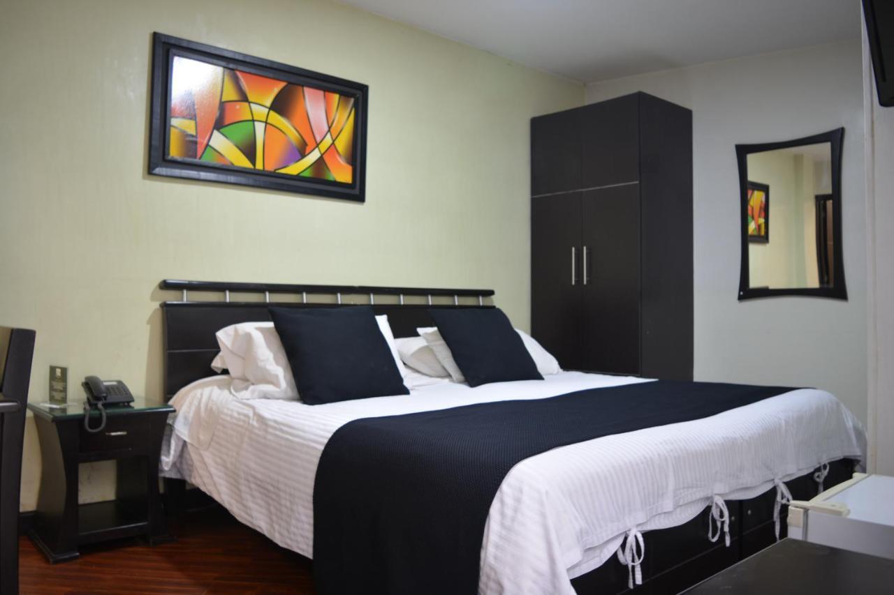 Hotel Quality Comfort House Bogotá Exteriör bild