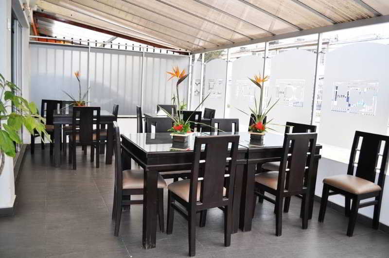 Hotel Quality Comfort House Bogotá Exteriör bild