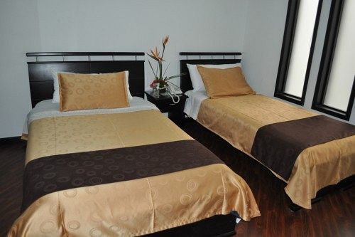 Hotel Quality Comfort House Bogotá Exteriör bild