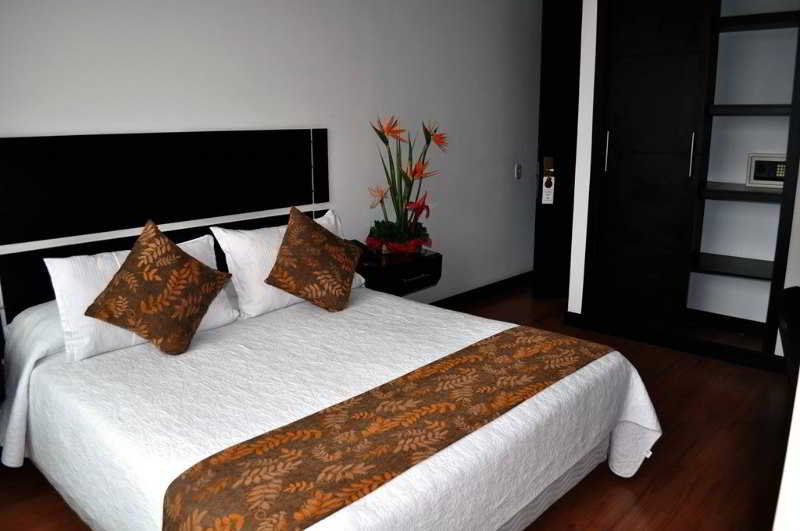 Hotel Quality Comfort House Bogotá Exteriör bild